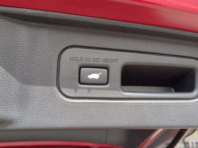new 2025 Honda Pilot car, priced at $46,048