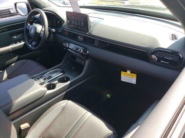 new 2025 Honda Pilot car, priced at $52,357