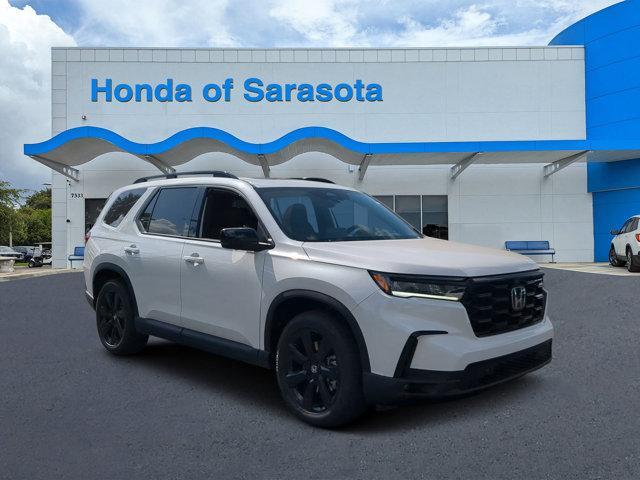 new 2025 Honda Pilot car, priced at $52,357