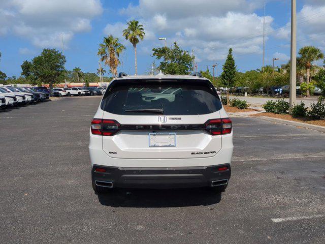 new 2025 Honda Pilot car, priced at $52,357