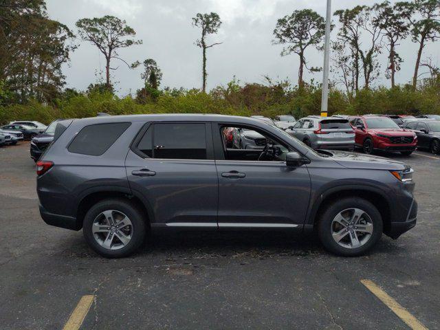 new 2025 Honda Pilot car, priced at $45,160