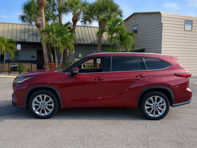 used 2021 Toyota Highlander car, priced at $32,977