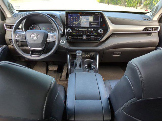 used 2021 Toyota Highlander car, priced at $32,977