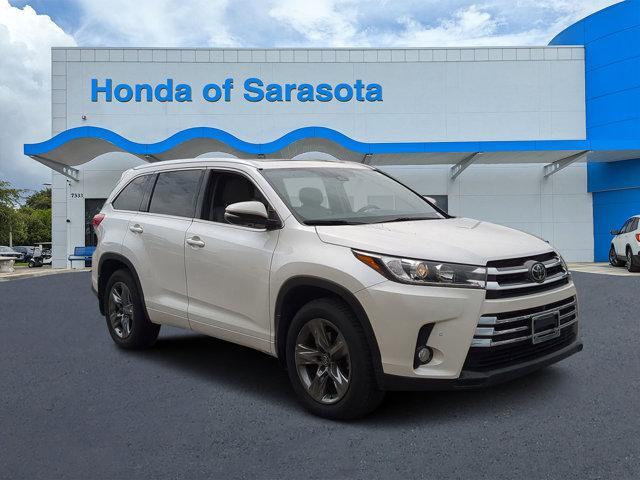 used 2017 Toyota Highlander car, priced at $27,977
