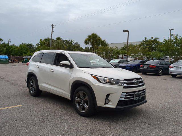 used 2017 Toyota Highlander car, priced at $27,977