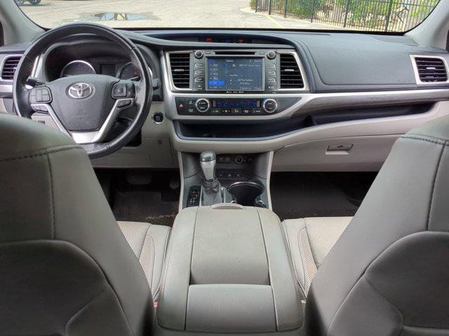 used 2017 Toyota Highlander car, priced at $27,977