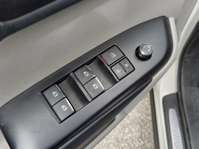 used 2017 Toyota Highlander car, priced at $27,977