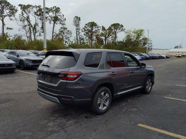 new 2025 Honda Pilot car, priced at $44,612