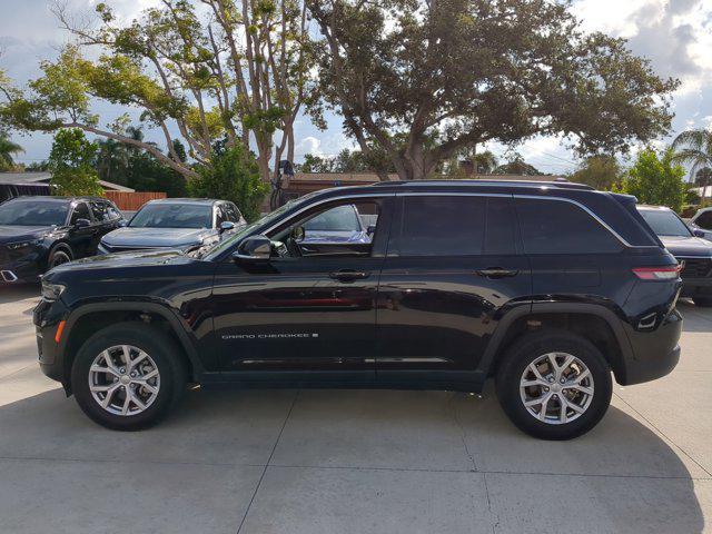 used 2022 Jeep Grand Cherokee car, priced at $27,977
