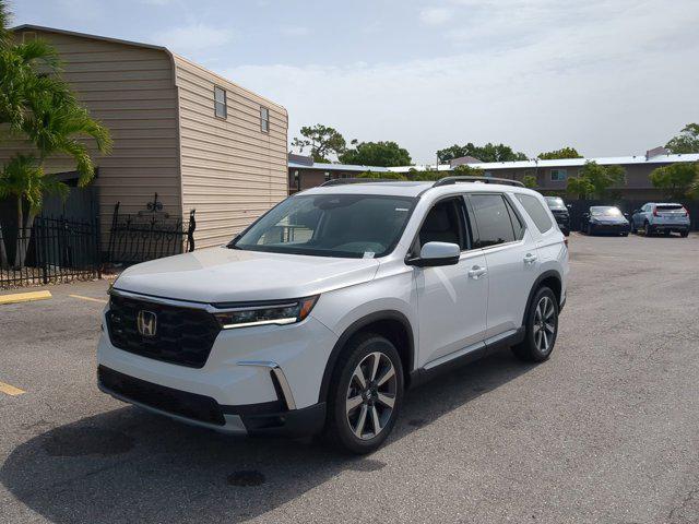 new 2025 Honda Pilot car, priced at $46,048