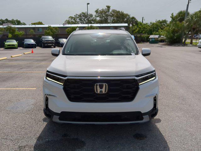 new 2025 Honda Pilot car, priced at $46,048