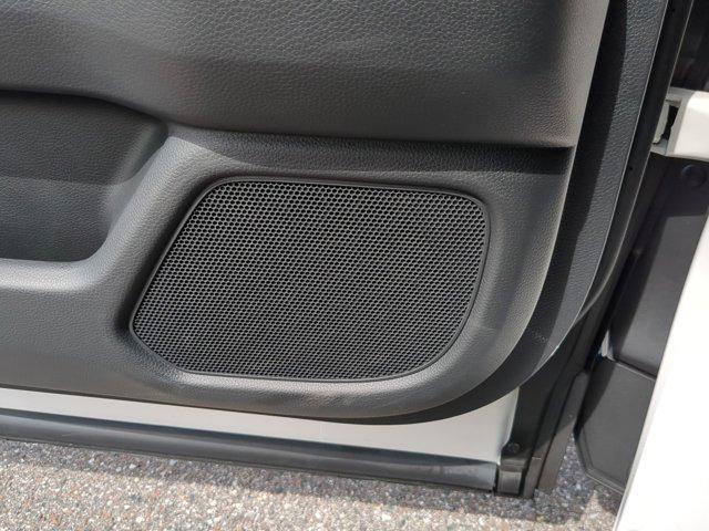 new 2025 Honda Pilot car, priced at $46,048