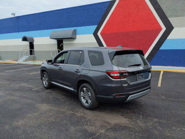 new 2025 Honda Pilot car, priced at $39,781