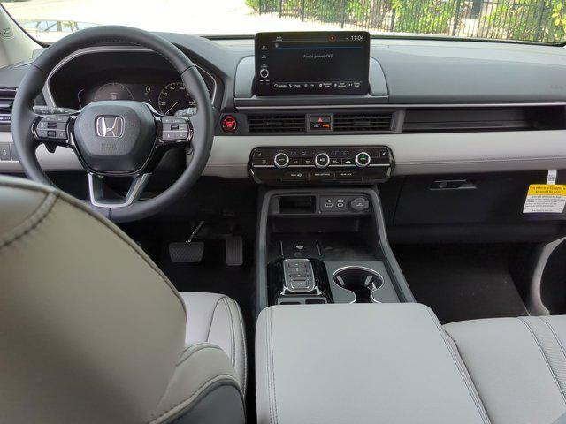 new 2025 Honda Pilot car, priced at $46,048