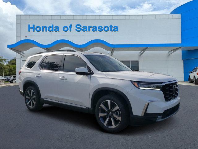 new 2025 Honda Pilot car, priced at $49,487