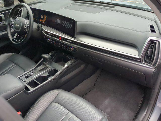 used 2024 Kia Sorento car, priced at $28,477