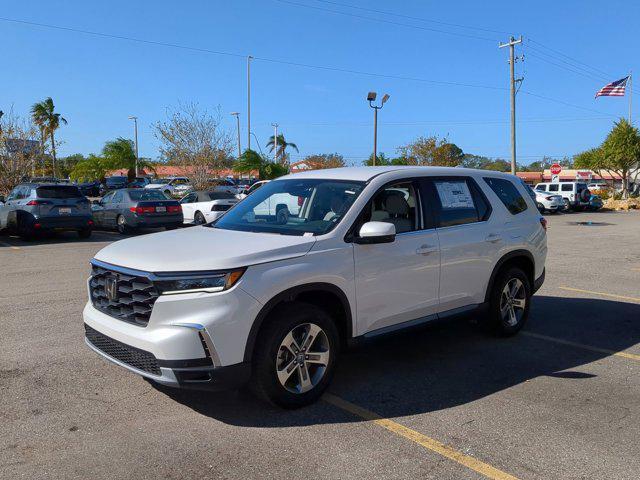 new 2025 Honda Pilot car, priced at $43,657