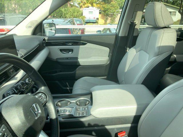 used 2023 Honda Pilot car, priced at $40,991