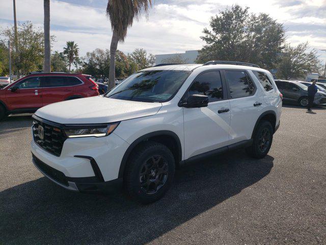 new 2025 Honda Pilot car, priced at $48,562