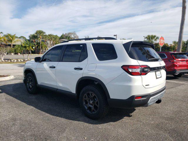 new 2025 Honda Pilot car, priced at $48,562