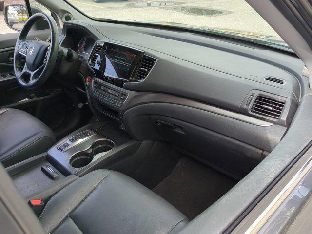 used 2022 Honda Pilot car, priced at $27,866