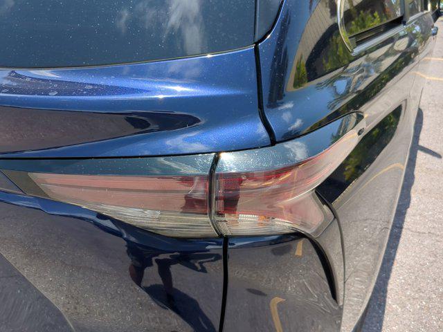 used 2023 Toyota Sienna car, priced at $31,477