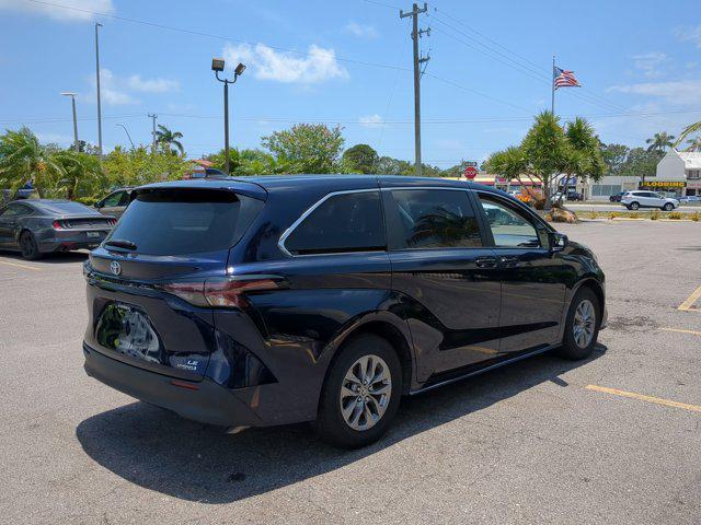 used 2023 Toyota Sienna car, priced at $31,477