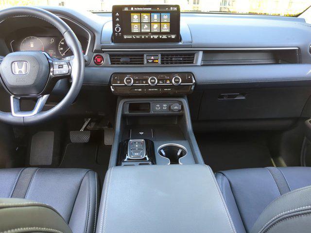 used 2025 Honda Pilot car, priced at $41,331