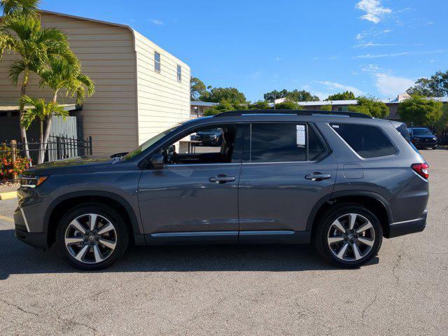 used 2025 Honda Pilot car, priced at $41,331