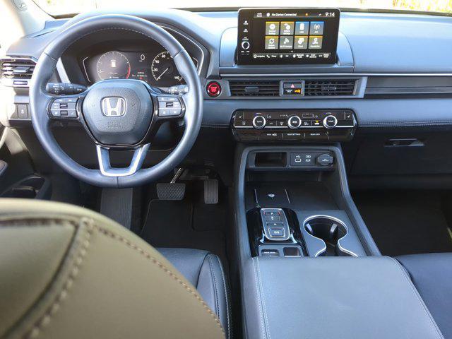 used 2025 Honda Pilot car, priced at $41,331