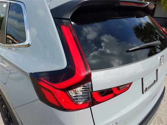 used 2025 Honda CR-V Hybrid car, priced at $36,977