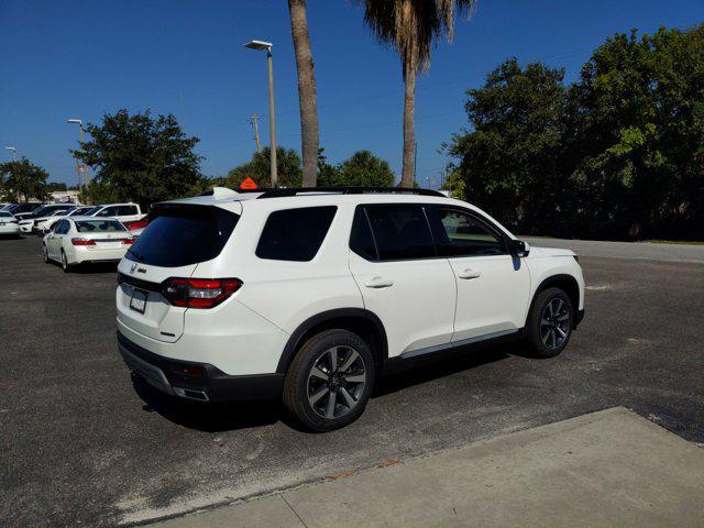 new 2025 Honda Pilot car, priced at $49,249