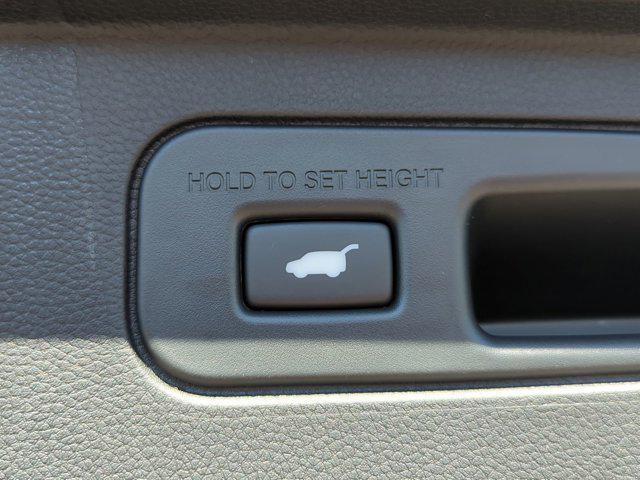new 2025 Honda Pilot car, priced at $48,001