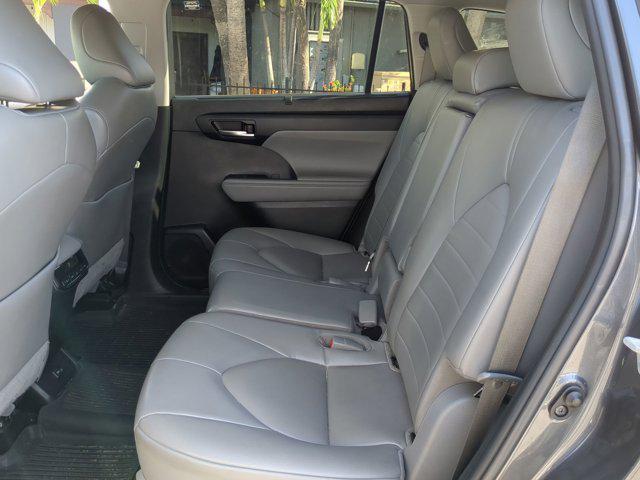used 2022 Toyota Highlander car, priced at $31,977