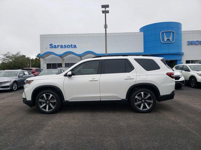 new 2025 Honda Pilot car, priced at $48,955