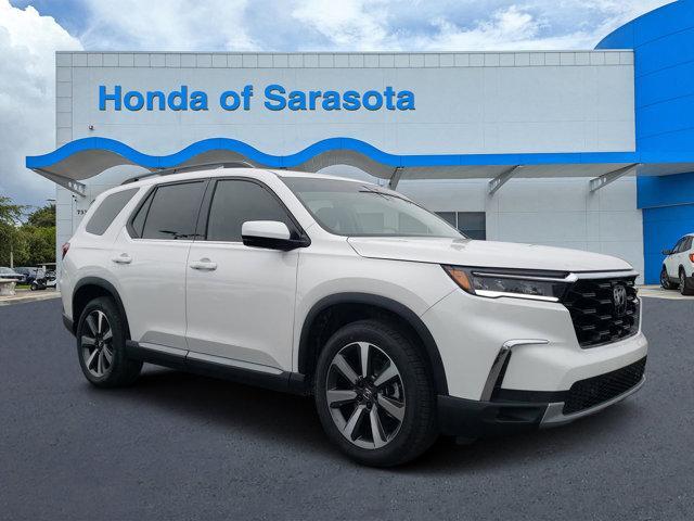 new 2025 Honda Pilot car, priced at $48,001