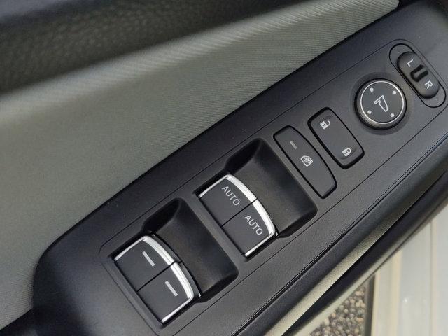 new 2025 Honda Civic Hybrid car, priced at $30,098