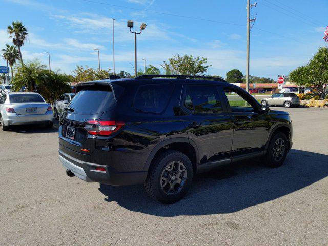 new 2025 Honda Pilot car, priced at $47,673