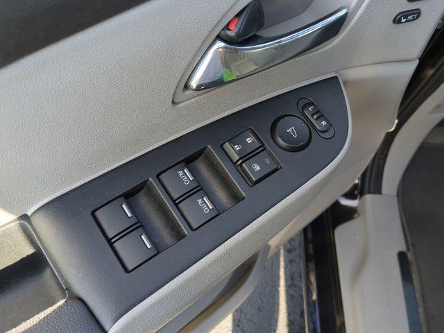 used 2014 Honda Odyssey car, priced at $13,961