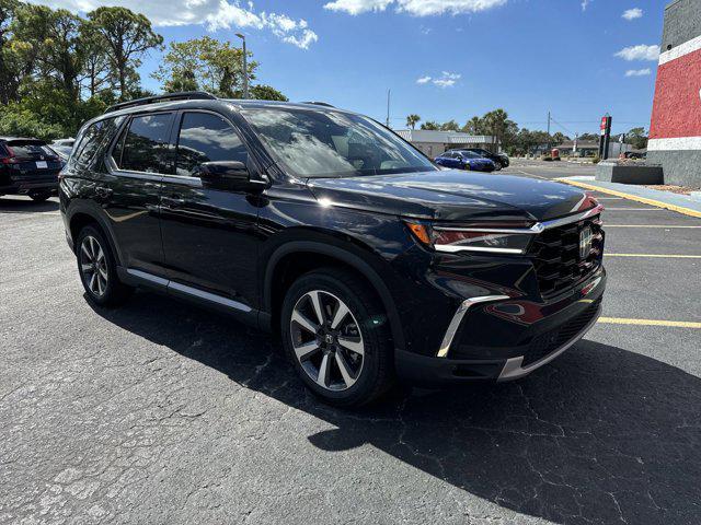 new 2025 Honda Pilot car, priced at $45,287