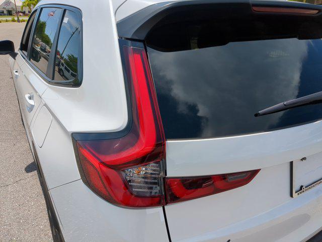 new 2026 Honda CR-V Hybrid car, priced at $38,668