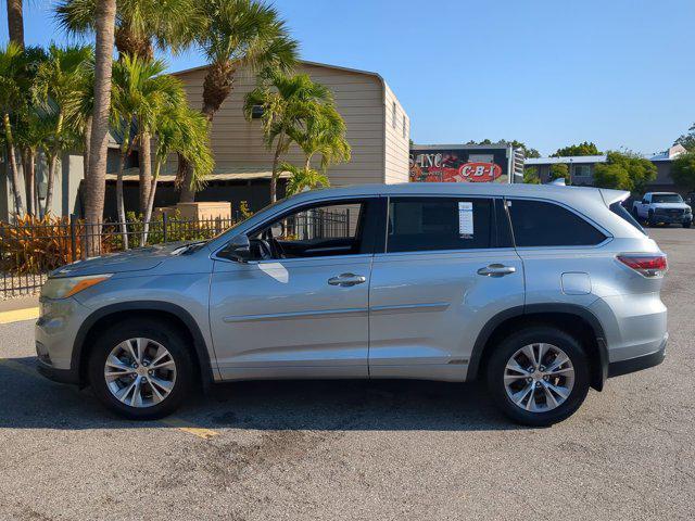 used 2015 Toyota Highlander car, priced at $11,882