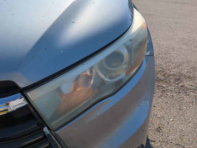 used 2015 Toyota Highlander car, priced at $11,882