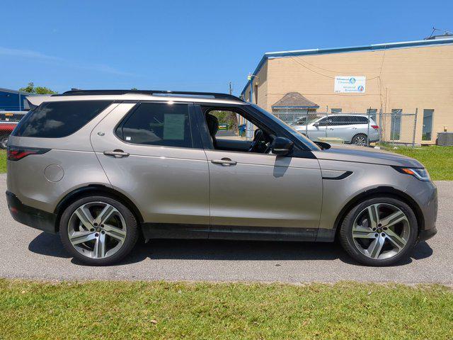 used 2022 Land Rover Discovery car, priced at $34,977