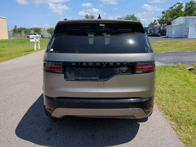 used 2022 Land Rover Discovery car, priced at $34,977