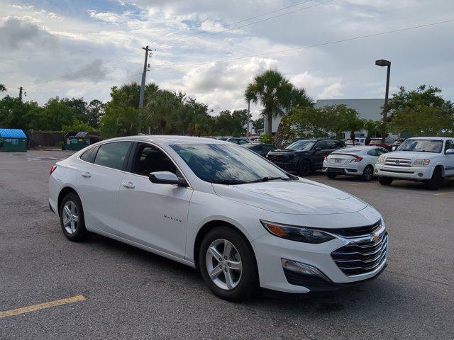 used 2024 Chevrolet Malibu car