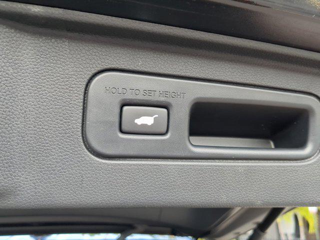 used 2023 Honda Pilot car, priced at $33,977