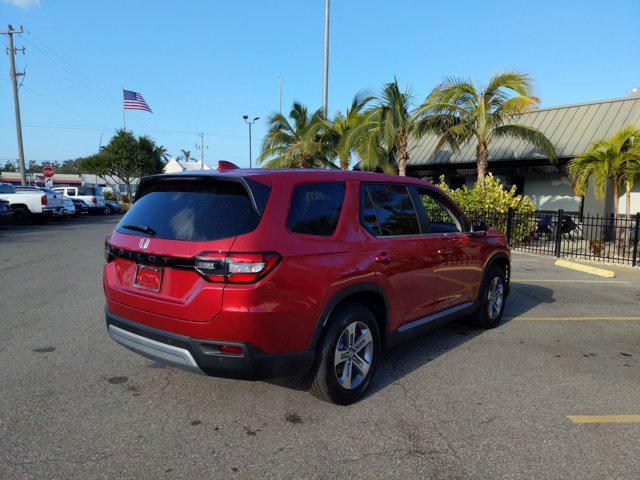 new 2025 Honda Pilot car, priced at $43,657