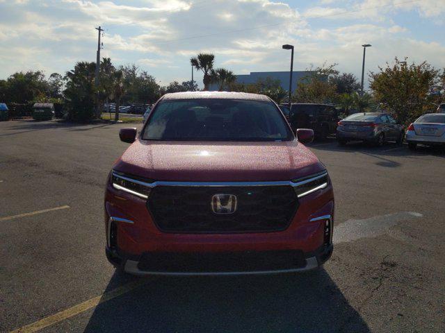 new 2025 Honda Pilot car, priced at $43,657