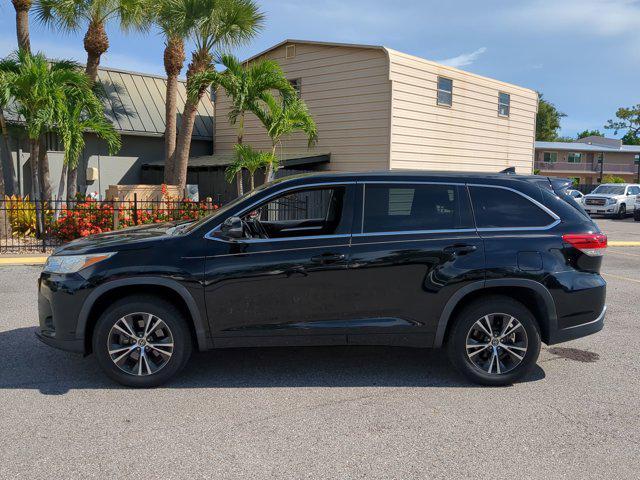 used 2018 Toyota Highlander car, priced at $19,272